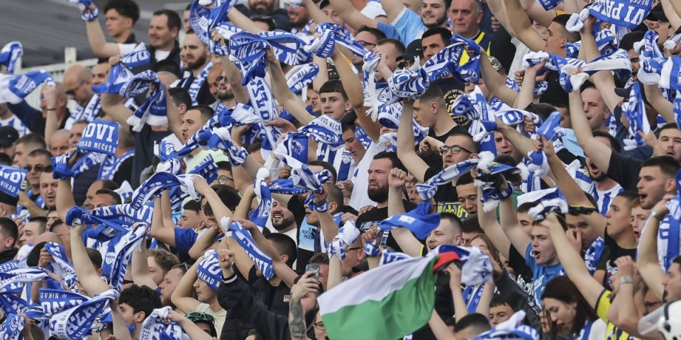 Skandal: Huligani Novog Pazara teraju fudbalera zbog objave o generalu Pavkoviću (FOTO)