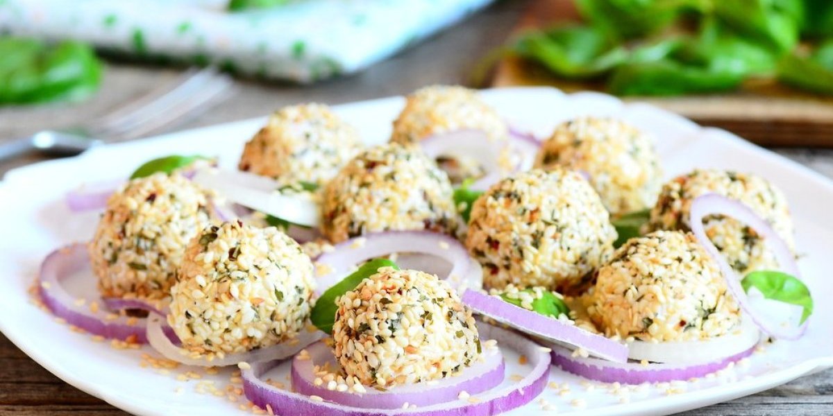 5 vrsta slanih kuglica od jedne smese: Slavsko predjelo koje prvo nestaje sa stola