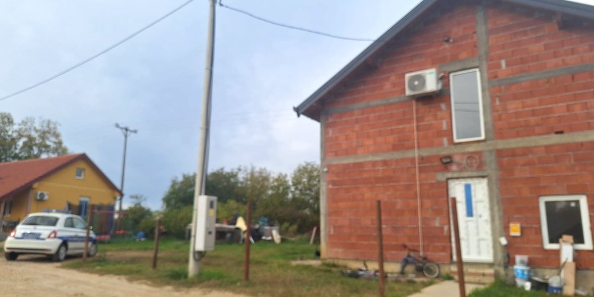 Kuća u kojoj je napadnuta žena u Obrenovcu