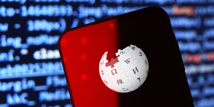 Da li Vikipedija odlazi u prošlost? Veštačka inteligencija preuzima tron znanja