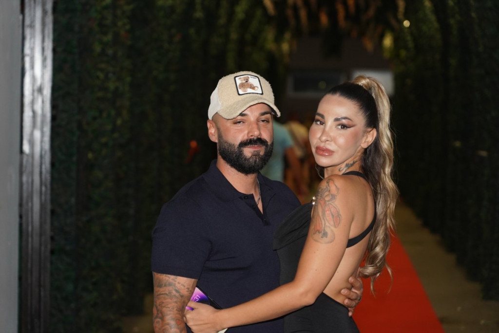 "Aneli i Sita praktikuju smrtonosne rituale": Rijaliti učesnik više nikoga ne štedi