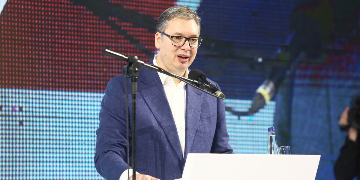"Blokaderi bi nas uveli u ratove očas posla!" Vučić poslao poruku građanima: Prvo saslušajte šta vam oni nude... (VIDEO)