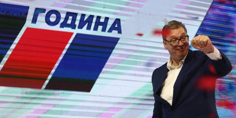 (VIDEO) Ne mogu mu ništa! Pukla istina u studiju - tema je Vučićev rejting