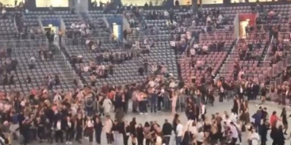 Hteli ne hteli, bez Srbije na možete - Hrvati raspalili Žikino kolo usred Zagreba (VIDEO)