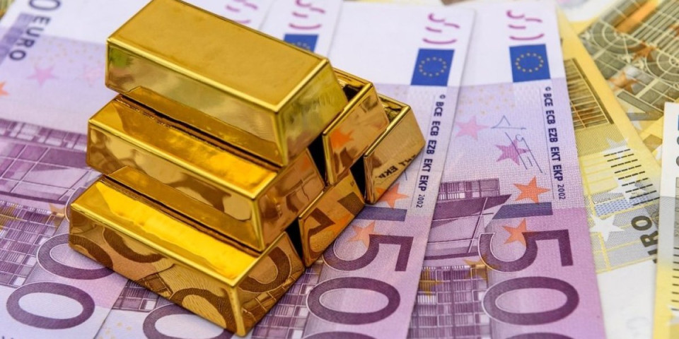 Novac stiže za 4 znaka: Evo ko će dobiti pare do 8. novembra, a jedan znak treba da igra igre na sreću