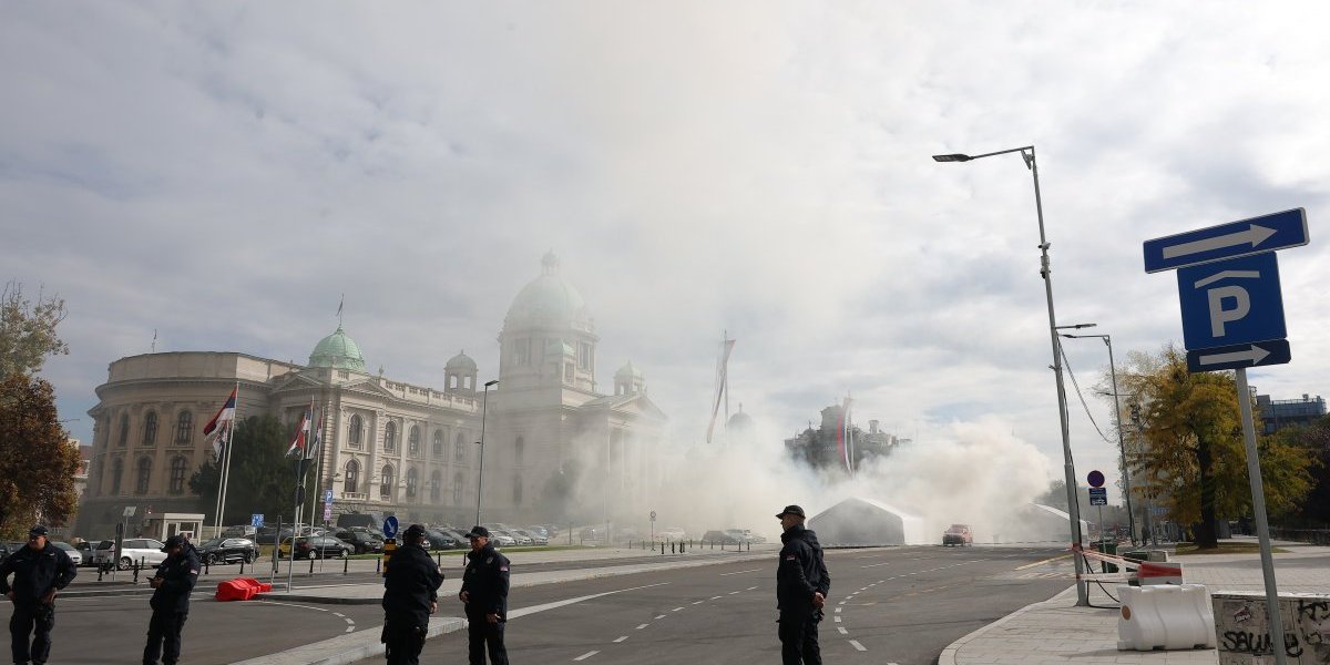 Scene nakon terorističkog napada ispred Narodne skupštine