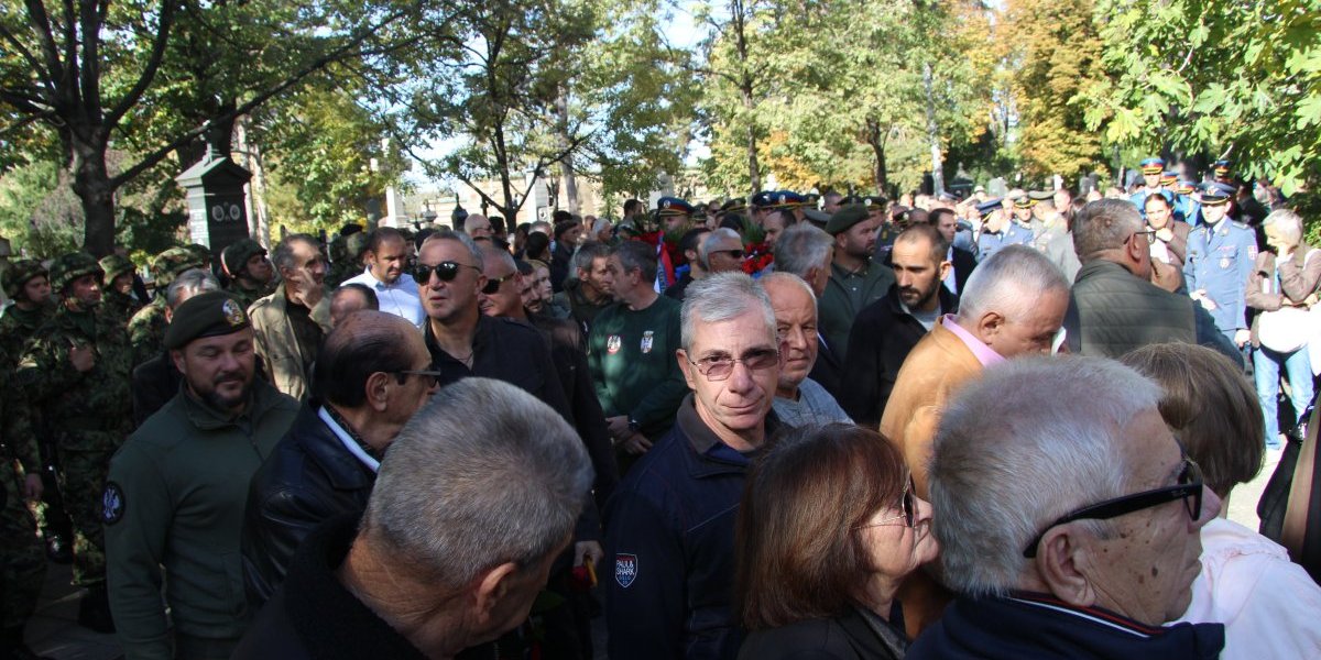 Veliki broj ljudi došao da se oprosti od generala Pavkovića