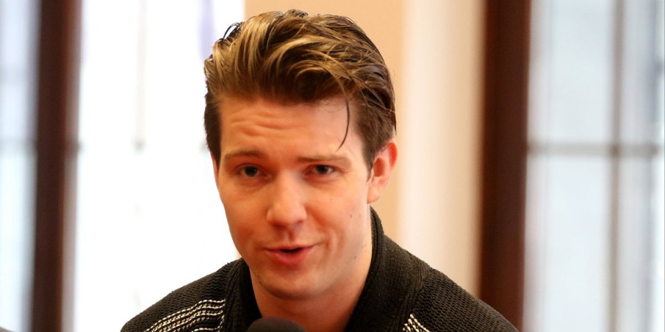 Glumac iz "Ubice moga oca" postao tata: Isplivao intimni trenutak sa slavlja (FOTO)