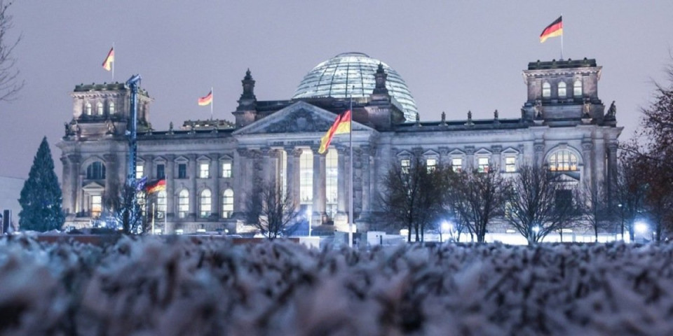 Na ivici propasti: Nemački gradovi pred bankrotom! 13 gradonačelnika poslalo hitno pismo Mercu