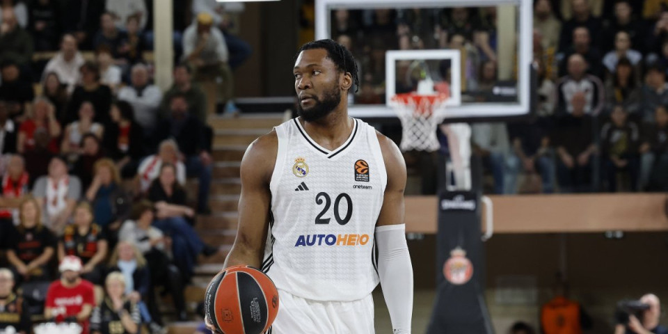 Ko je Bruno Fernando, centar koji bi mogao da dođe u Partizan?