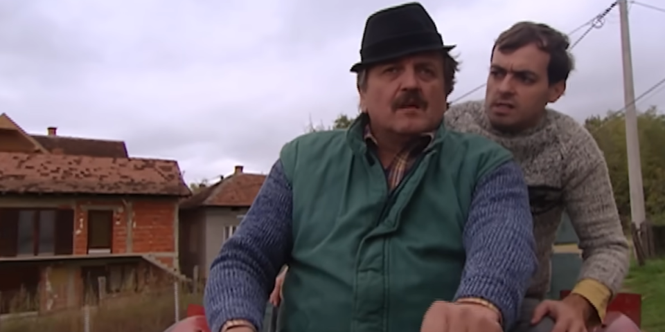 Nećete verovati: "Selo gori, a baba se češlja" se reprizira po ovaj put