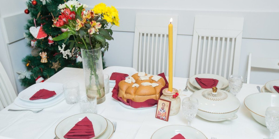 Da li koristite slavsku sveću od prošle godine? Sveštenik rešio dilemu, ovaj odgovor niste očekivali