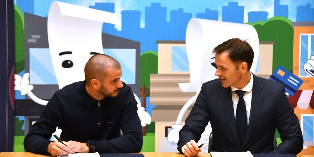 Dobitnik stana u nagradnoj igri "Uzmi račun i pobedi".