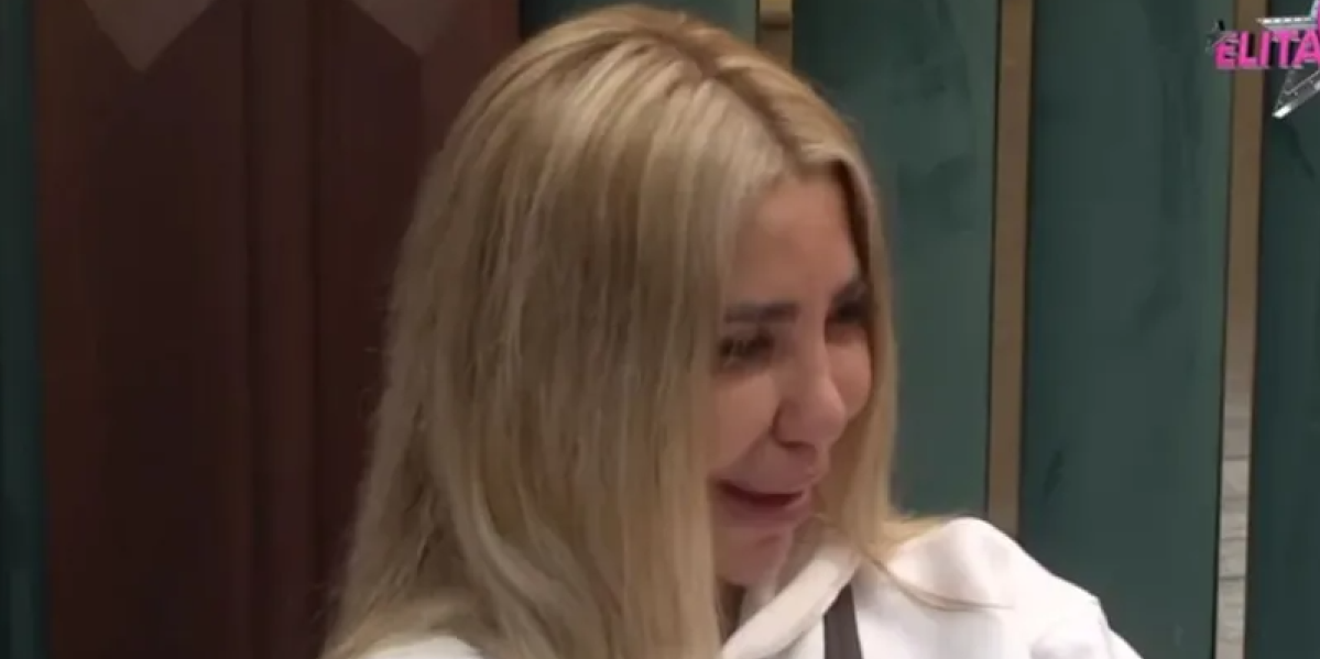 "Budi srećna što sam ti polomio telefon, a ne glavu": Aneli pred nervnim slomom, zbog Luke se guši u suzama