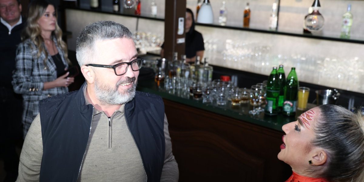 Dragan J. Vučićević i Jovana Jeremić