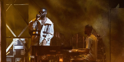 Britanski reper Ghetts, čije je pravo ime Džastin Klark-Semjuel, optužen je za izazivanje teških povreda opasnom vožnjom.