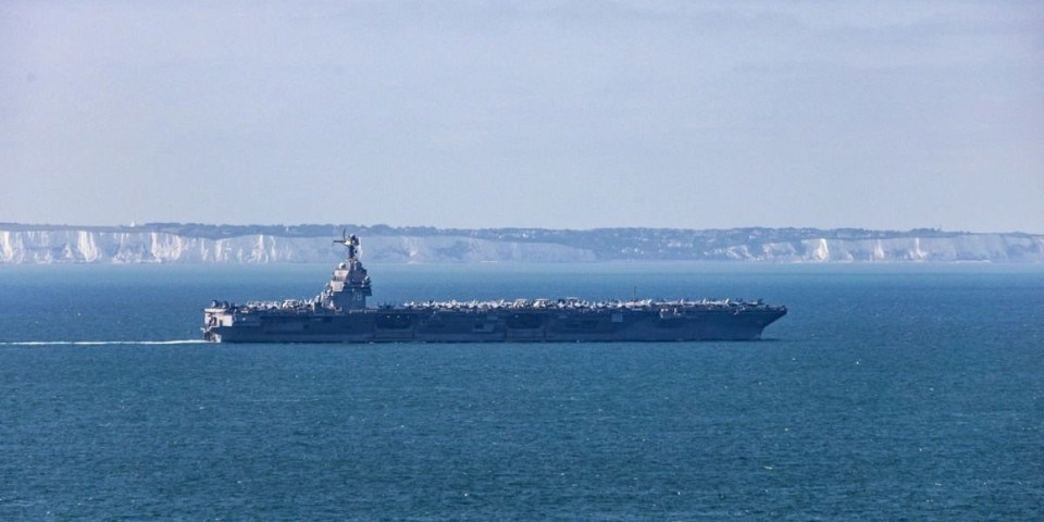 Američki supernosač ide ka Venecueli: Najveći ratni brod na svetu kreće u rat? (VIDEO)