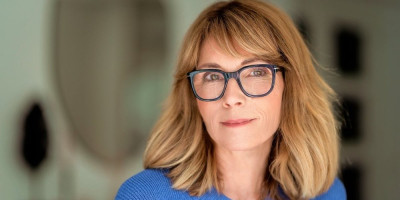 Stručnjaci otkrivaju jednostavan trik za gustu i sjajnu kosu posle 50. Mala promena koja donosi veliku razliku za vaše vlasište i zbog koje će vam svaka žena zavideti.