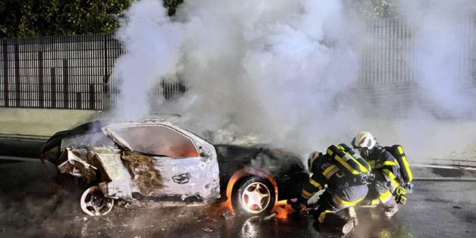 Nezapamćena tragedija: Dve osobe žive izgorele - vatrogasci priznali da se od prizora neće lako oporaviti