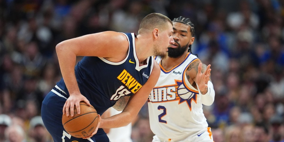 Auuuu... Majko mila šta Jokić radi - Tripl-dabl pre poslednje četvrtine, pregaženi Sansi (VIDEO)