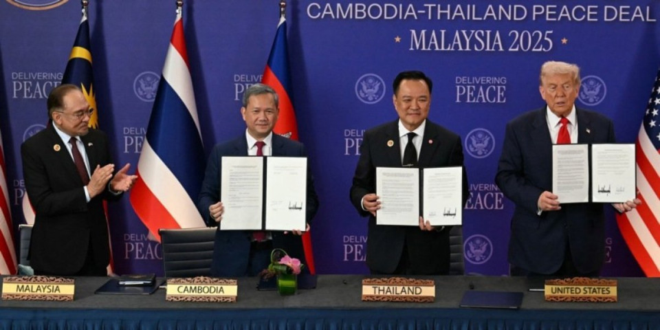 Rat je gotov! Predsednik SAD hvali mirovni sporazum u srcu Azije (VIDEO)