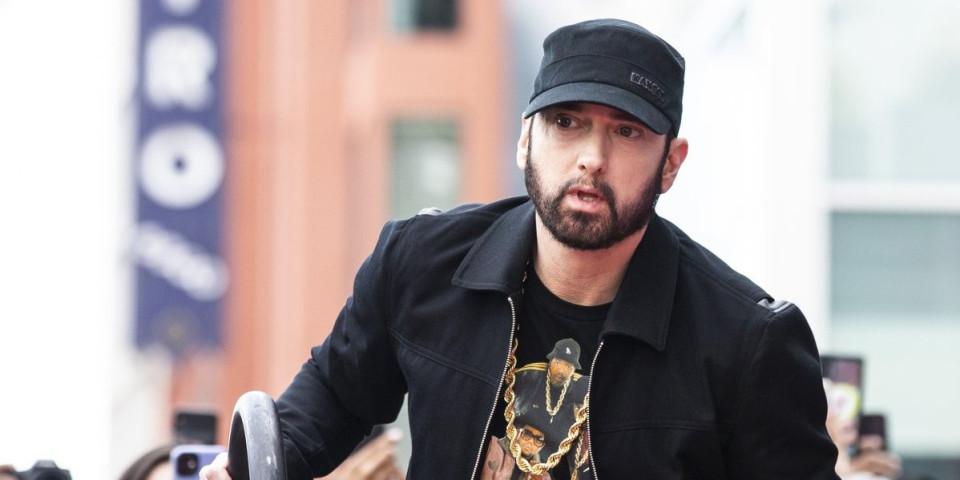 Eminem ponovo zaljubljen posle 20 godina: Srce mu osvojila frizerka iz rodnog grada (FOTO)