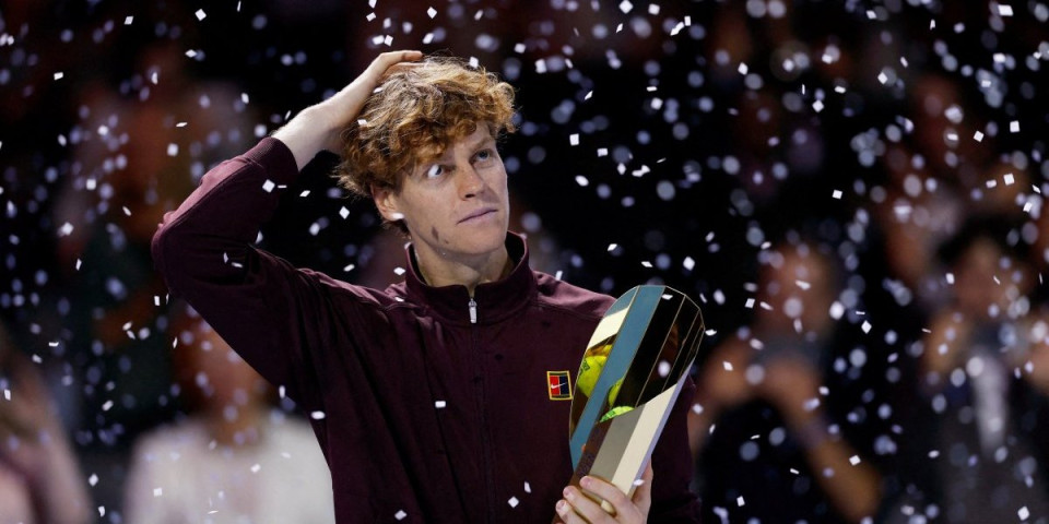 E, zato ga pljuju! Ovo može da igra i uzima kintu, a Dejvis kup ne! Siner osvojio novi turnir