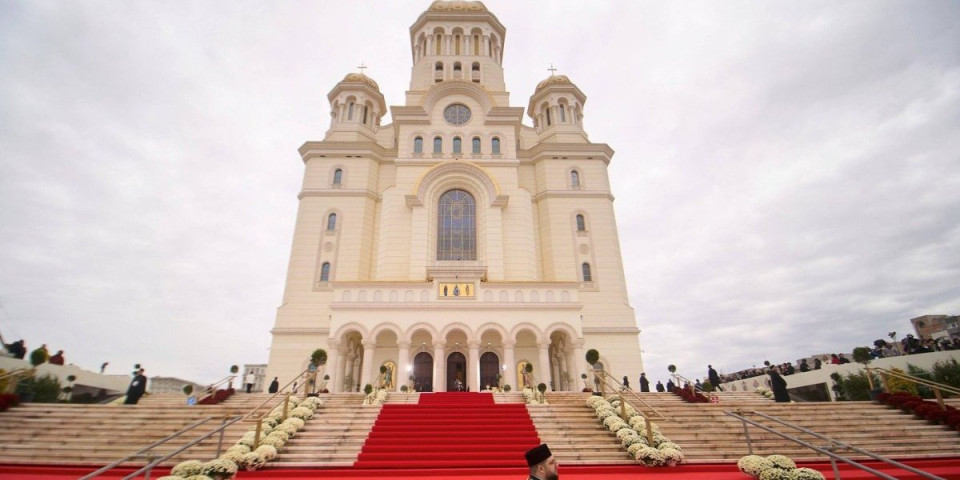 Nedaleko od Srbije osveštan najveći pravoslavni hram na svetu! (FOTO/VIDEO)