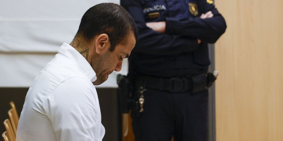 Legenda Barselone okrenula život naglavačke: Bio u zatvoru, a sada postao sveštenik (VIDEO)