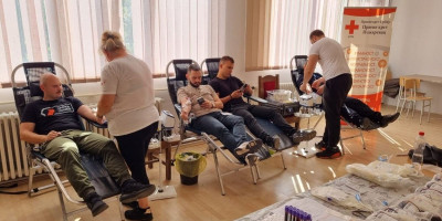 Zaposleni u Kazneno-popravnom zavodu u Požarevcu (Zabeli) ponovo su donirali krv, a ovoj humanoj akciji priključile su se i kolege iz Valjeva.