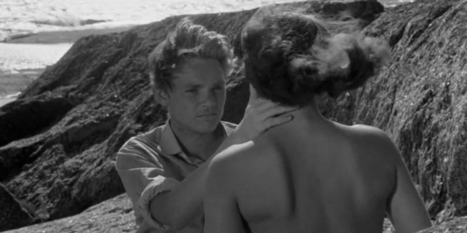 Pokazala je nesavršenu golu zadnjicu pre 72 godine i ušla u istoriju: Ovaj film je bio prava kontroverza (FOTO)