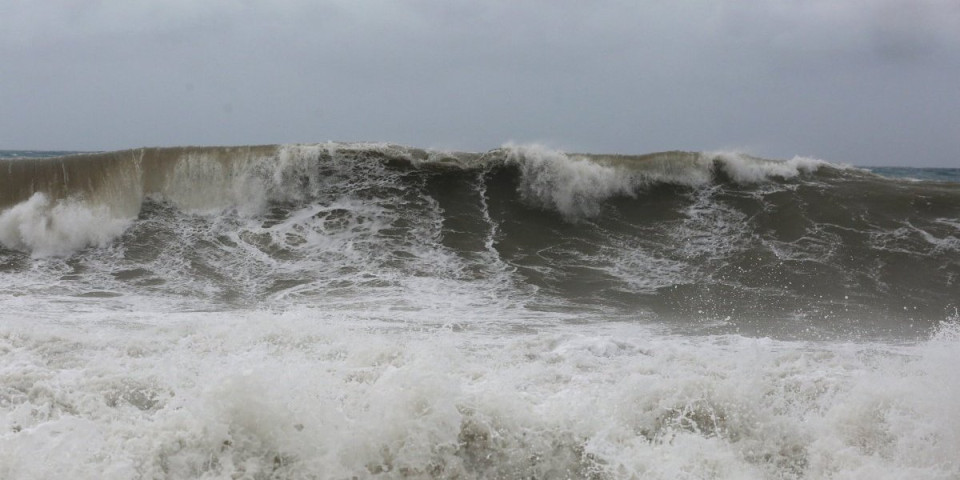 Uragan Melisa "progutao" Jamajku: Za sobom ostavio pustoš, pa nastavio ka Kubi - prizori su jezivi (FOTO/VIDEO)