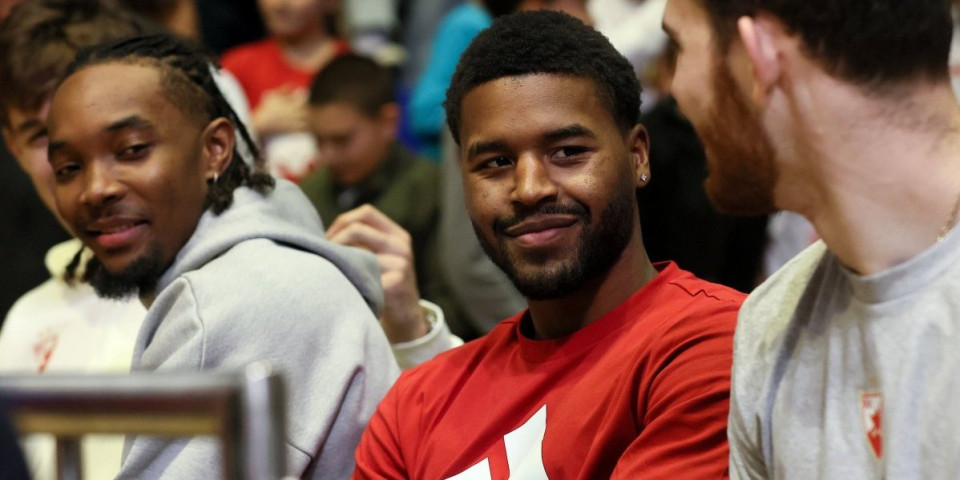 Batler otkrio zašto je došao u Zvezdu: Pomenuo publiku i poručio da je odgovor jednostavan