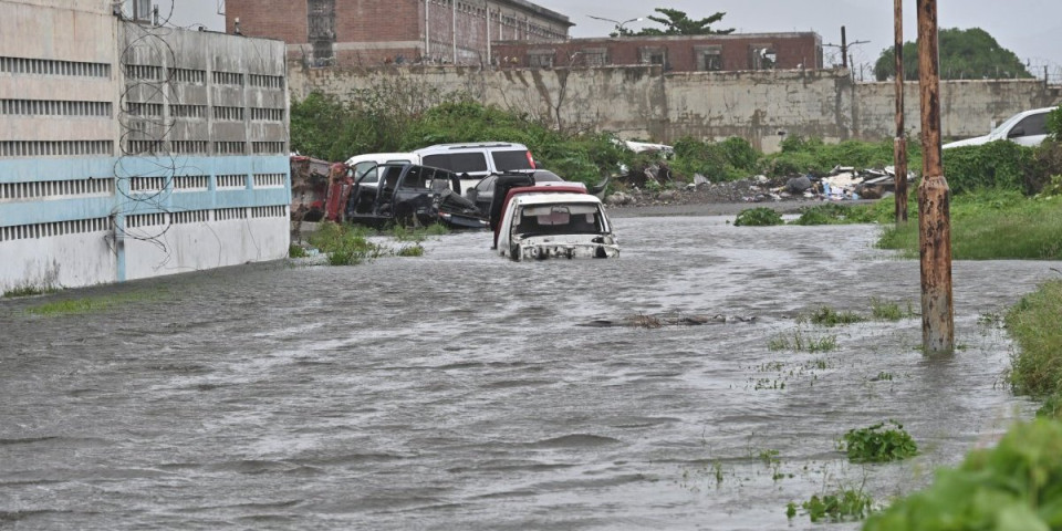 Melisa napravila haos i na Kubi: Predsednik uputio poziv građanima (FOTO/VIDEO)