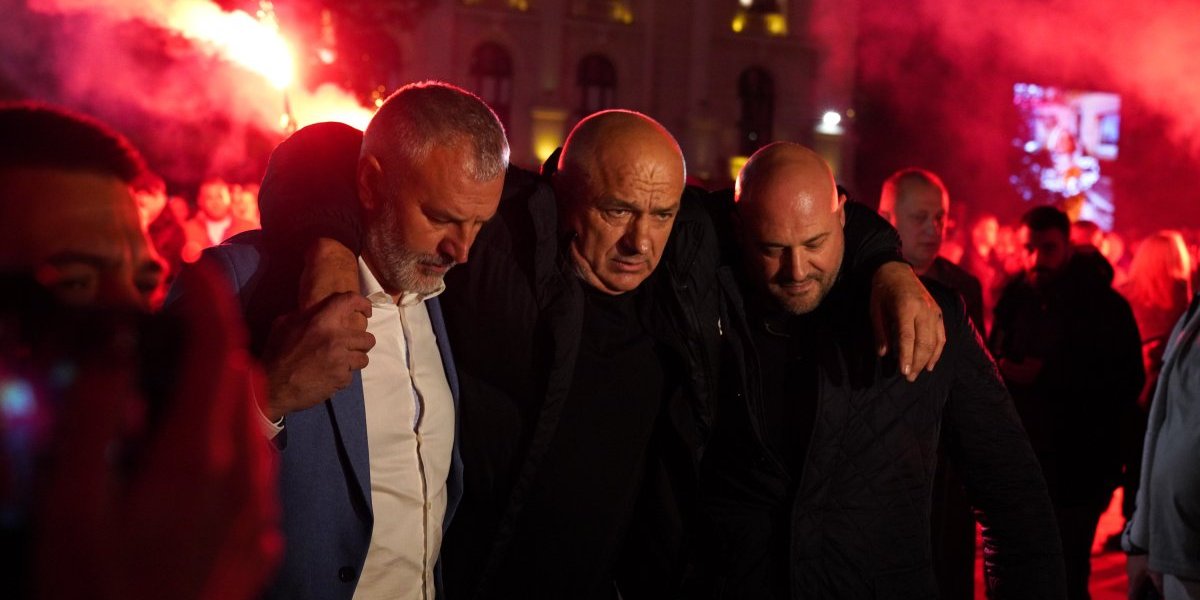 "Ne mogu nas uplašiti oružjem": Prva izjava Milana koga je upucao blokader: Navikli smo da nas pale i vređaju, ali ovo... (VIDEO)