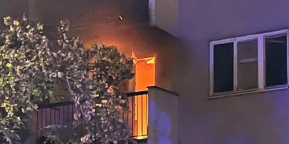 Drama u Novom Sadu - gori stan: Povređena jedna osoba (VIDEO)