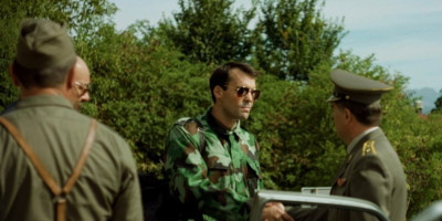 Radio-televizija Srbije objavila je prvi zvanični trejler za novu dramsku seriju "Tvrđava", ostvarenje koje donosi snažnu, emotivnu priču o porodici, ljubavi i moralnim izborima u vremenu velikih promena.