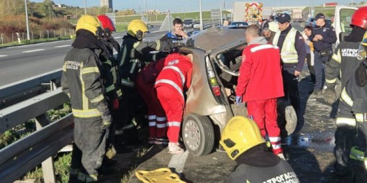 Saobraćajna nesreća kod Ostružnice