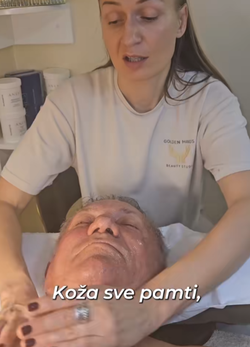 Miloš Bojanić u 73. godini otišao na podmlađivanje - Folker uživa za sve pare (FOTO)