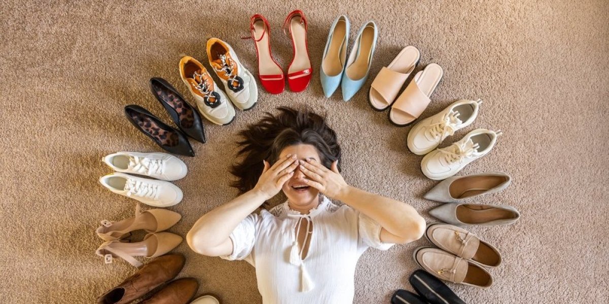 "Bakine cipele" ponovo u modi: Srpkinje ih obožavaju - vratile se posle 3 decenije (FOTO)