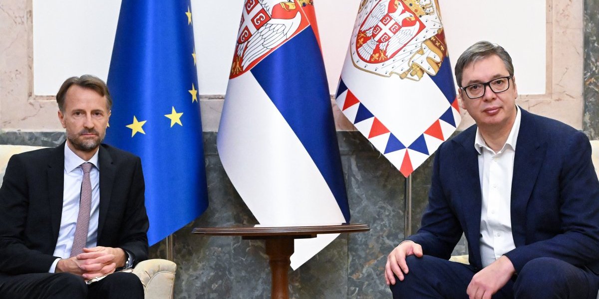 Vučić posle sastanka sa Bekeratom: Srbija ostaje odgovoran i pouzdan partner EU