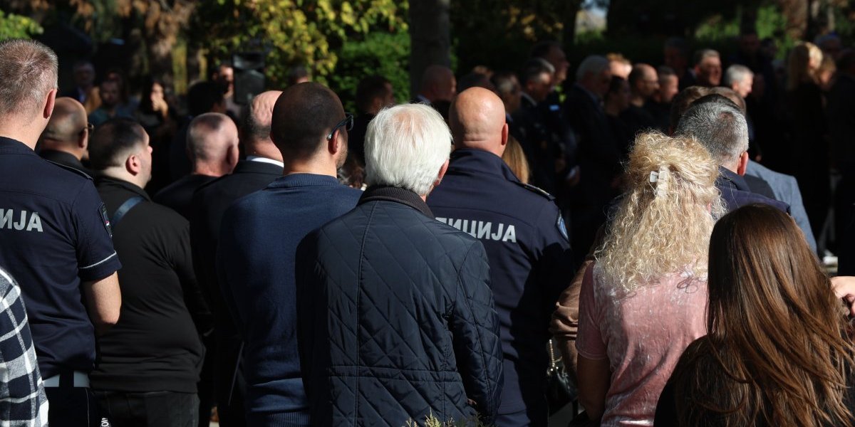 Sahrana porodice stradale na Novom Beogradu