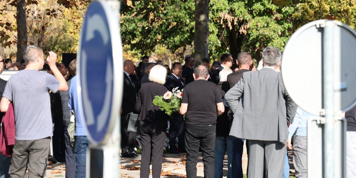 Sahrana porodice stradale na Novom Beogradu