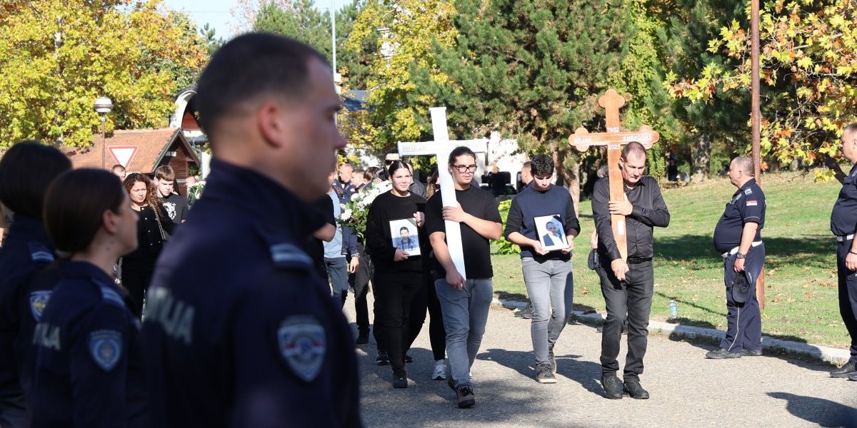 Policija ispratila kolegu Bojana Živkovića