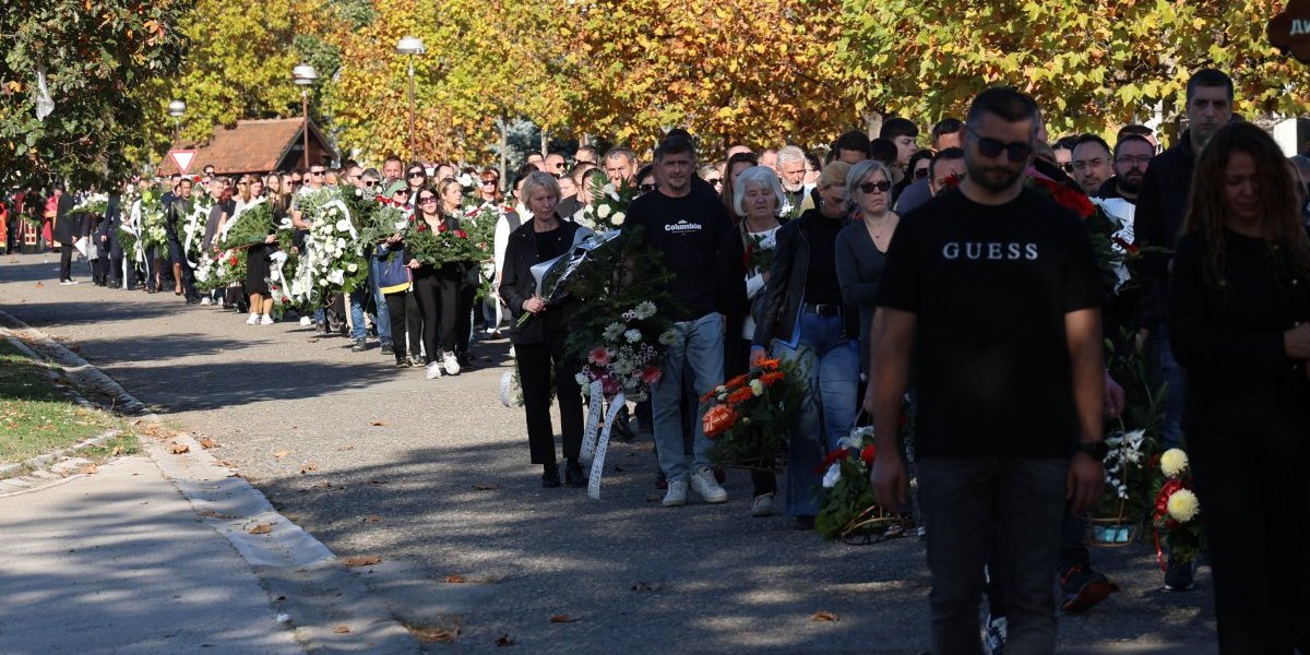 Sahrana porodice stradale na Novom Beogradu