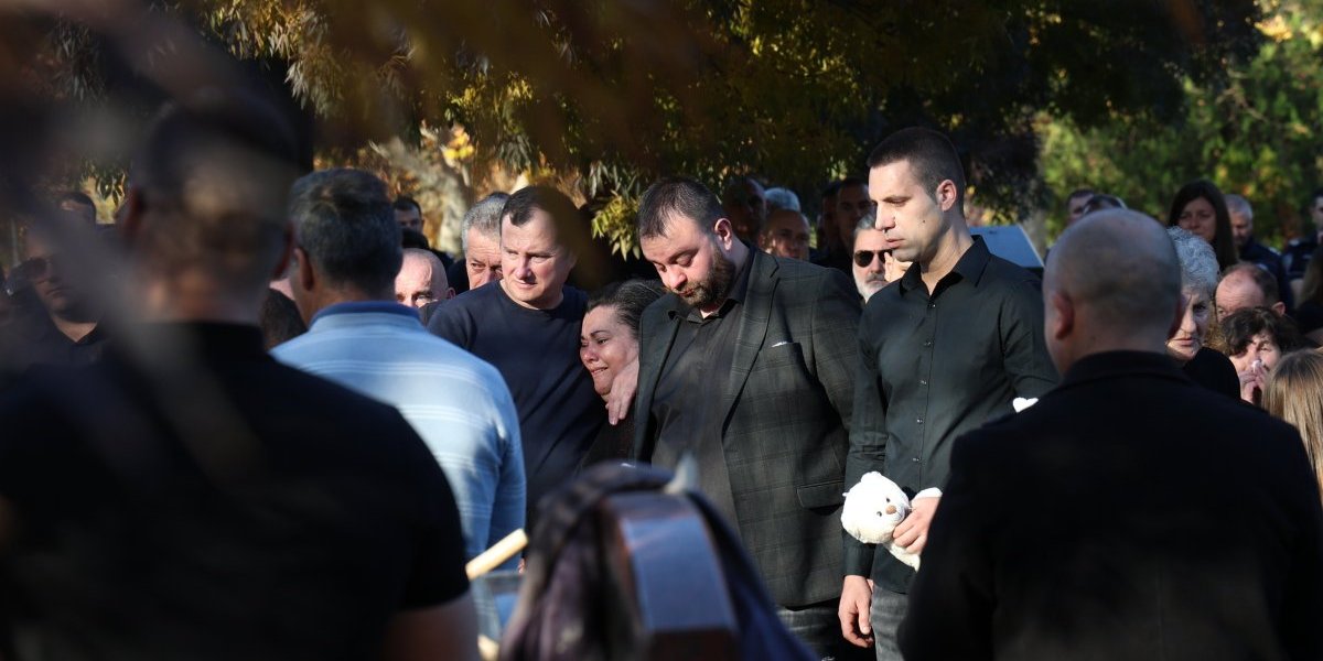 Sahrana porodice stradale na Novom Beogradu