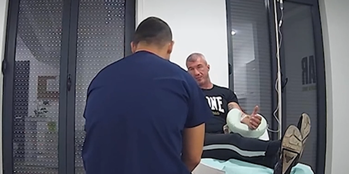 Ti uzmi jedan, možeš da rokneš i od jednog! Doktor savetovao Bačulova kako da se otruje - hteo to da obavi u blizini Kliničkog centra (VIDEO)