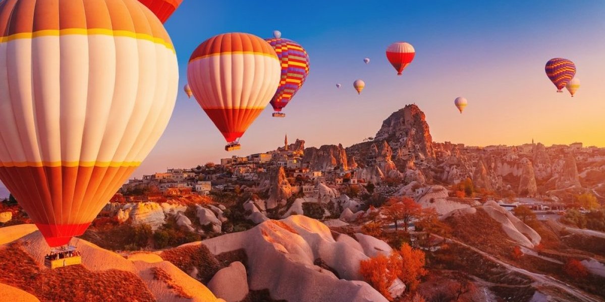 Najlepše selo na svetu u 2025. godini: Evo zašto milioni turista hrle u bajkovito mesto (VIDEO)