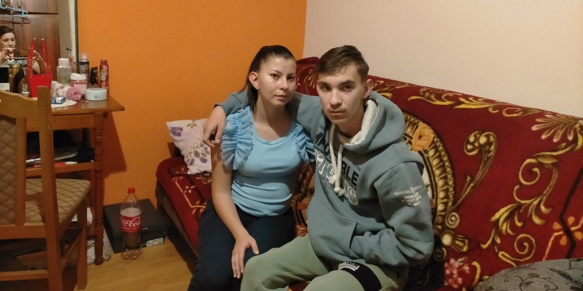 Gorka igra sudbine: Bez majke i oca ostali u trenu, ali teči i tetki su sve na svetu!