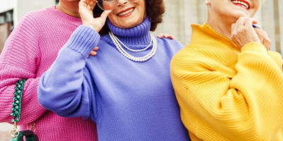 Džemperi i tople bluze koje niste nosili nekoliko meseci imaju miris ustajalosti bez obzira na to što ste ih odložili čiste.